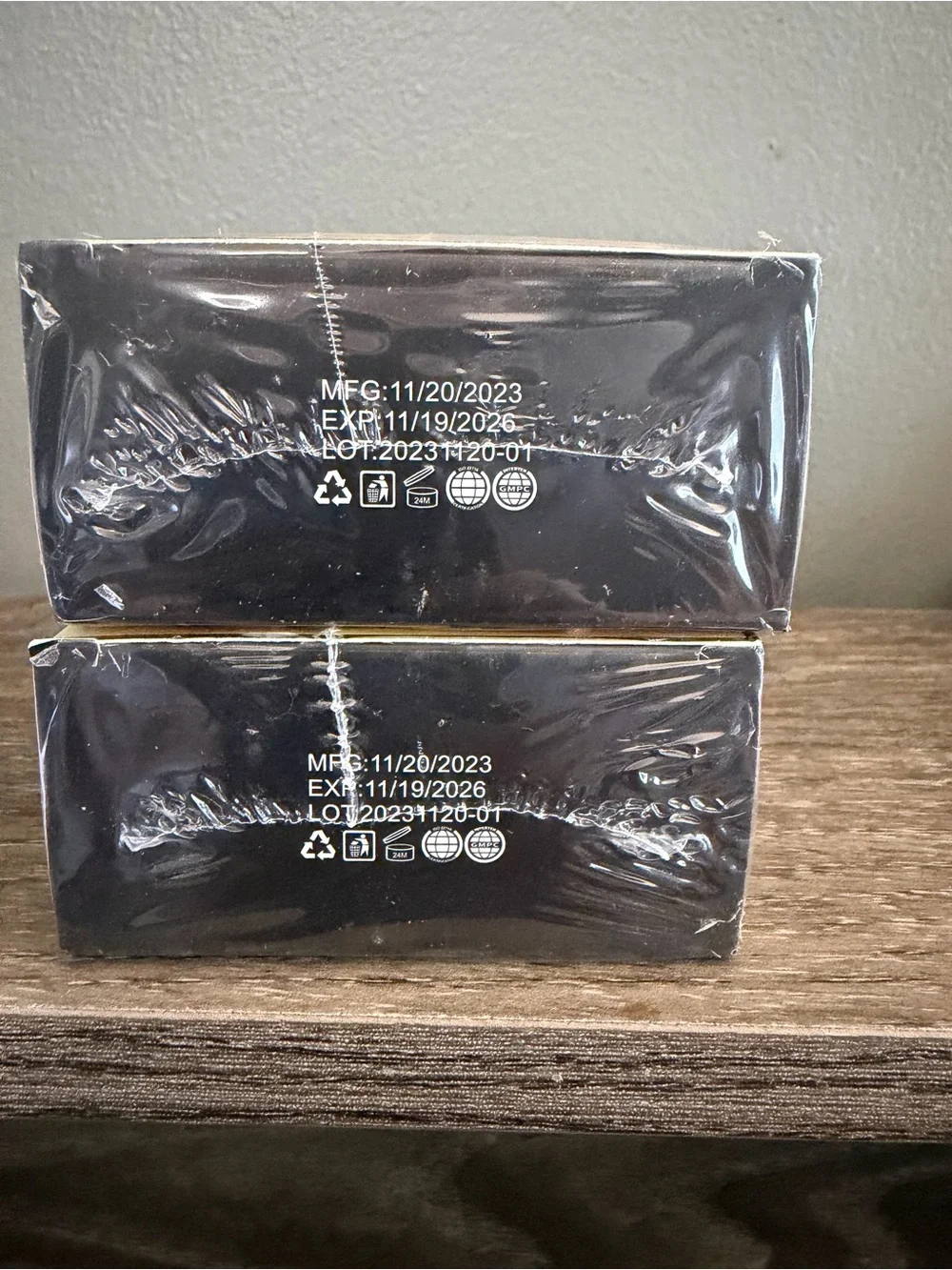 24K Gold Eye Treatment Mask - Gold (60 pcs). 2pack unopened